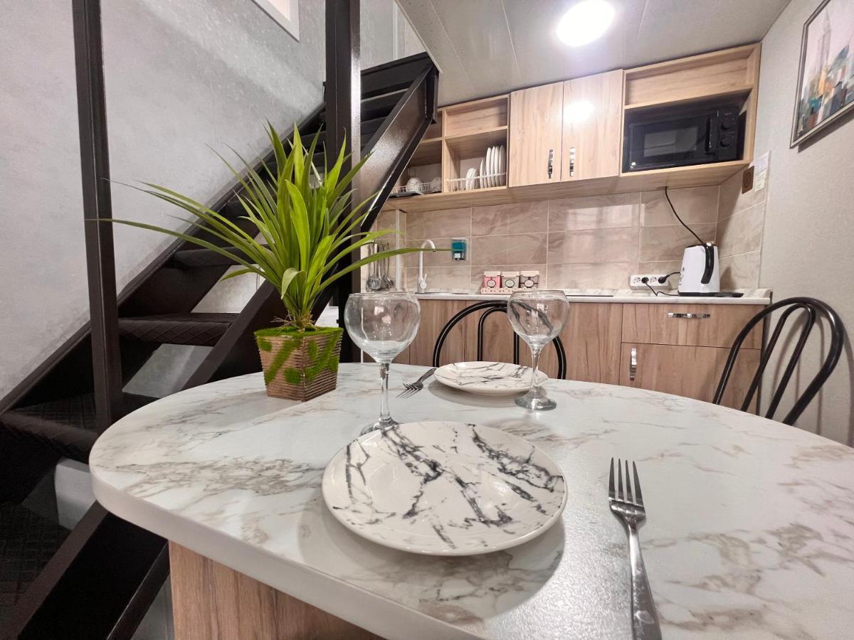 Sport Hotel Terra Ustʼ-Kamenogorsk エクステリア 写真